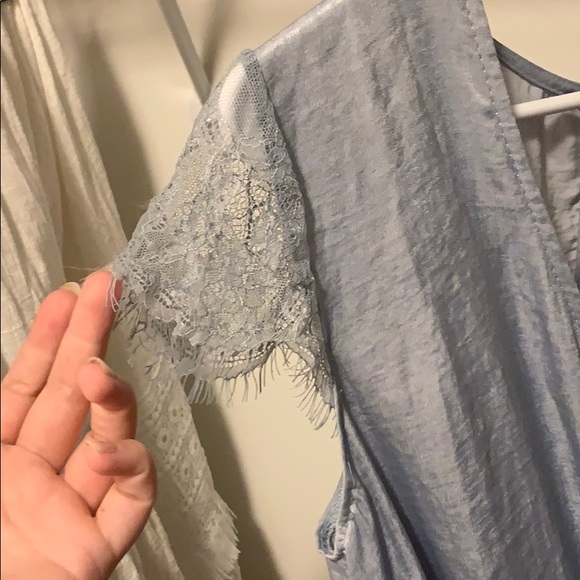 Silk and lace romper - Picture 2 of 5